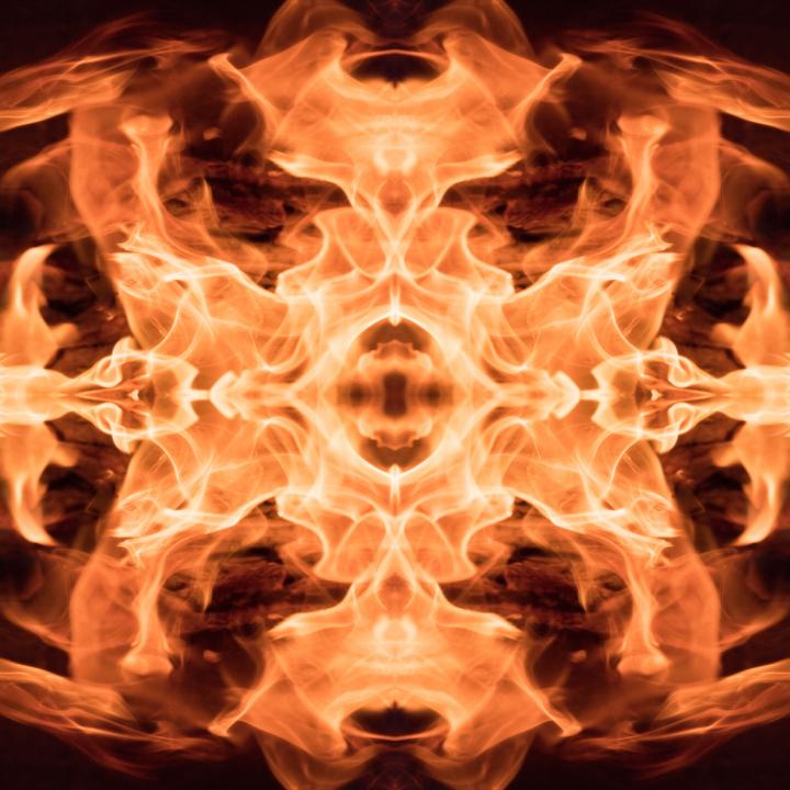 Feuerkaleidoskop II von III